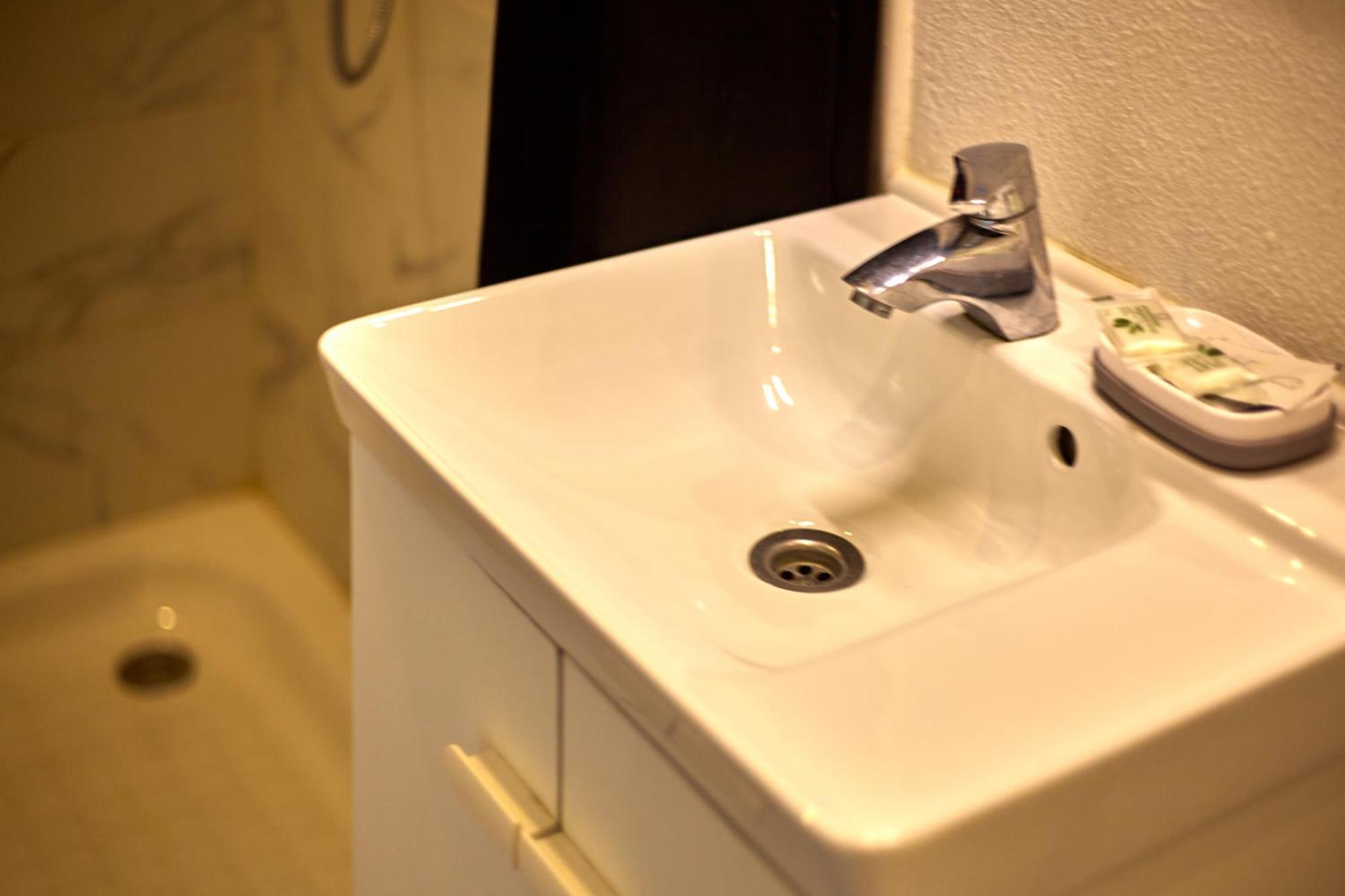Hotel La Voile Bleue La Richardais Zewnętrze zdjęcie