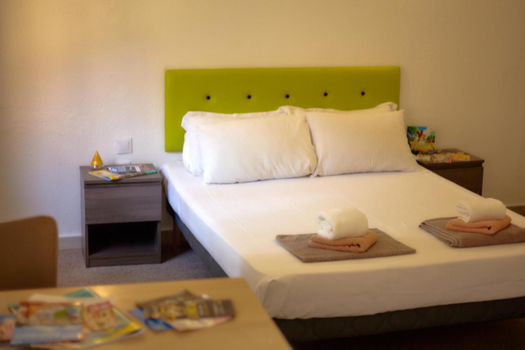 Hotel La Voile Bleue La Richardais Zewnętrze zdjęcie